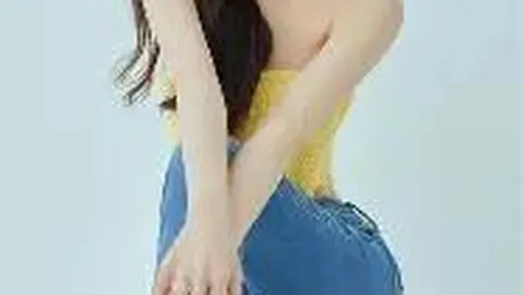 C罗重现青春泡面头，队友笑翻天